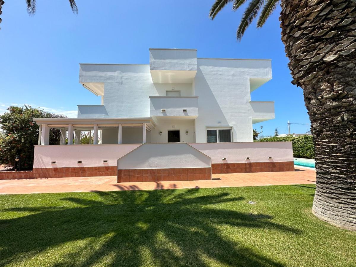 Villa Antonia Sul Mare Con Piscina Torre A Mare Bari Zewnętrze zdjęcie