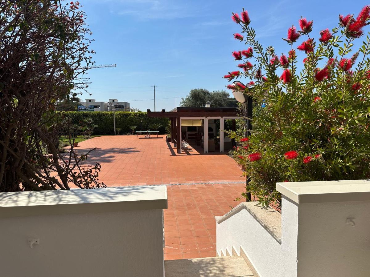 Villa Antonia Sul Mare Con Piscina Torre A Mare Bari Zewnętrze zdjęcie