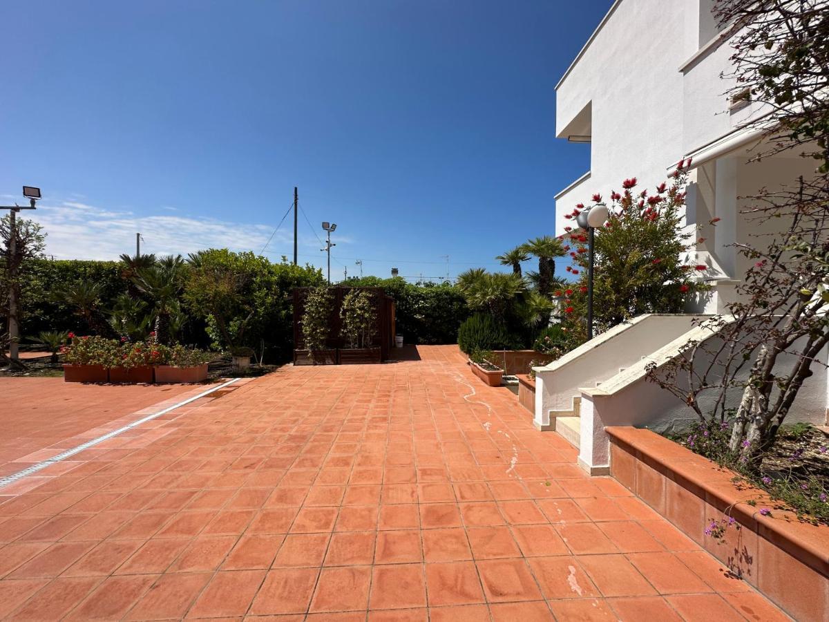 Villa Antonia Sul Mare Con Piscina Torre A Mare Bari Zewnętrze zdjęcie